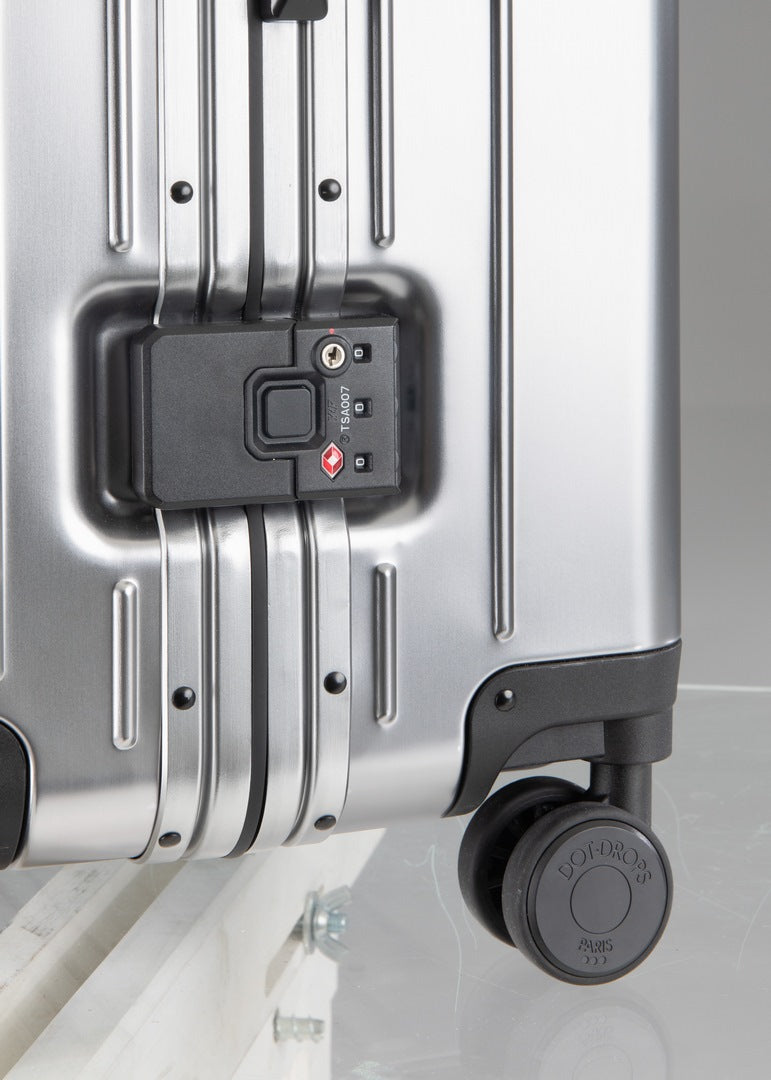 The Carry-On Aluminum Obsidian Grey